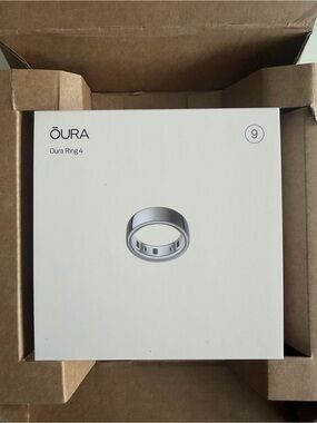 Oura Ring 4 BRAND NEW